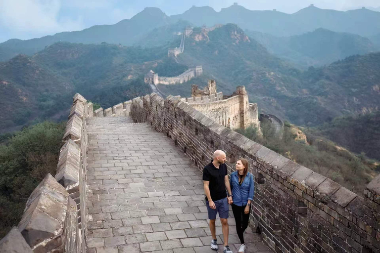Beijing: Great Wall Photoshoot at Sunrise or Sunset Jinshanling: Professional Photographer Shoot Only