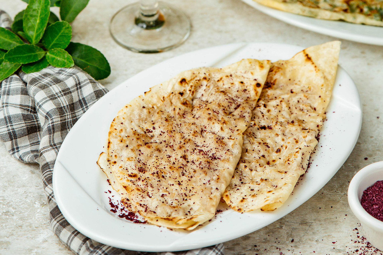 当地大厨的阿塞拜疆菜烹饪课阿塞拜疆烹饪课，由当地厨师授课
