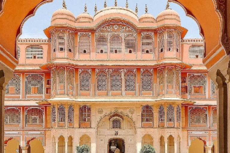 Jaipur: All-inclusive privé stadstour van een hele dagChauffeur + privé AC auto + reisleiding