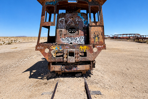 Uyuni Salt Flats & Colorful Lagoons: 3-Day Journey Uyuni Tour with Local Spanish Driver