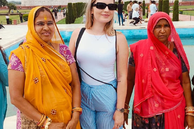 Agra: Private Taj Mahal Skip-the-Line Tour with Tickets Private Tour with Expert Guide only