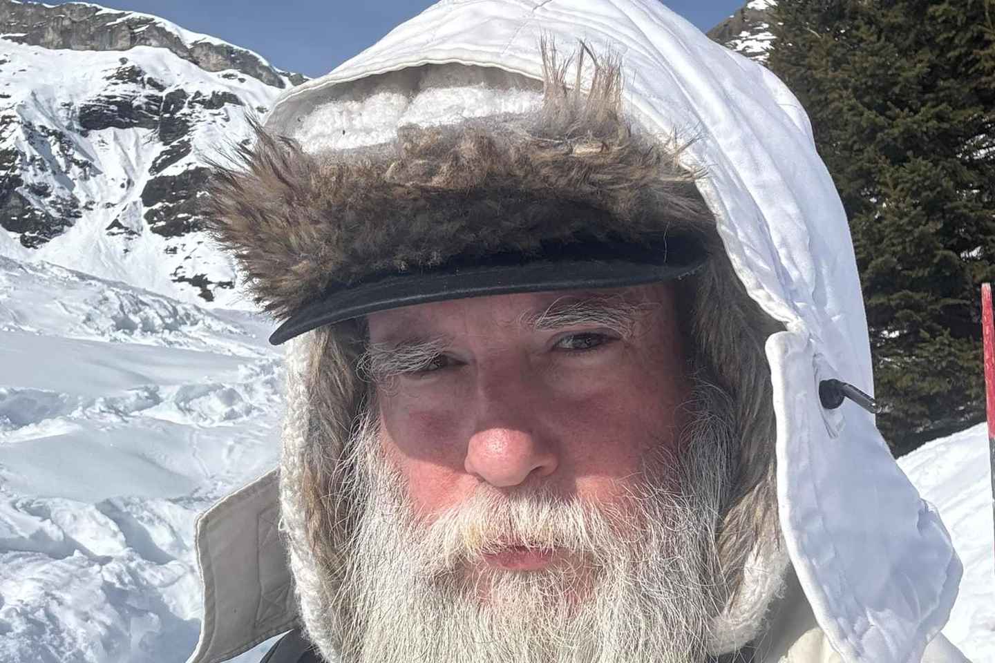 Lauterbrunnen: Private Walking Tour with an Irish Guide