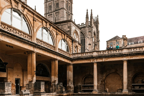 London: Stonehenge, Cotswolds och Bath Privat dagsutflykt