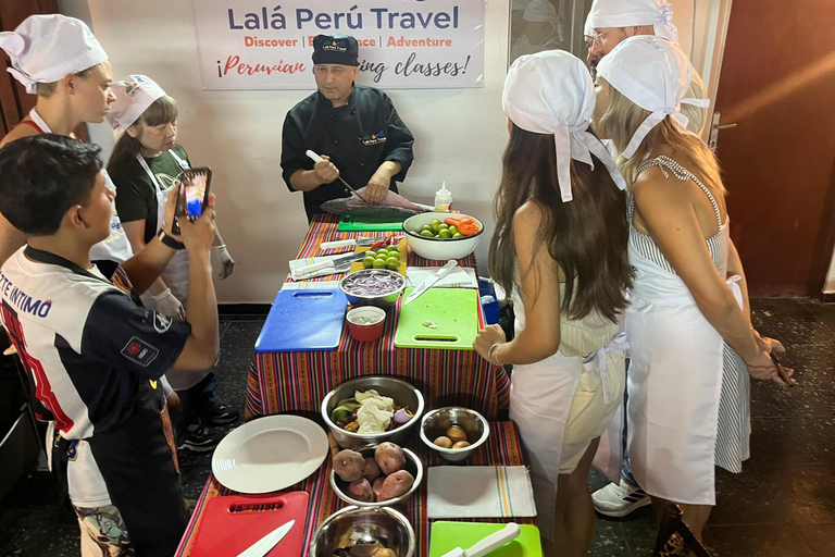 利马 - 米拉弗洛雷斯：秘鲁烹饪课程、皮斯科酸酒与热带水果利马 - 米拉弗洛雷斯：秘鲁烹饪课程、皮斯科酸酒和热带水果