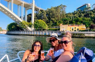 Porto: Douro-Kreuzfahrt, 6 Brücken & 4 Portweine (max. 7)