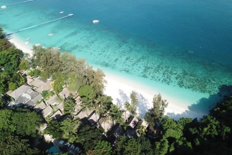 Phuket : croisière privée en hors-bord sur l'île de corailPhuket: location de hors-bord privé sur l'île de corail avec guide