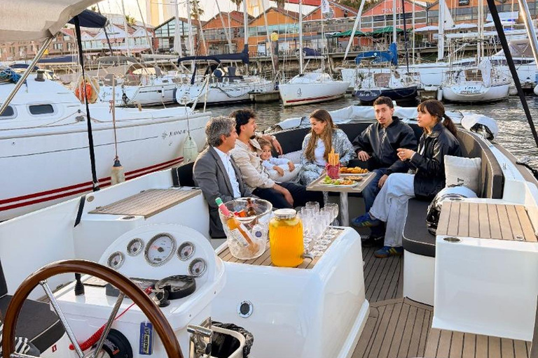 Lisbon Sunset Luxury Boat Vibes with Drinks & Pizza Lisbon Luxury Cozy Cruise with Drinks & Pizza