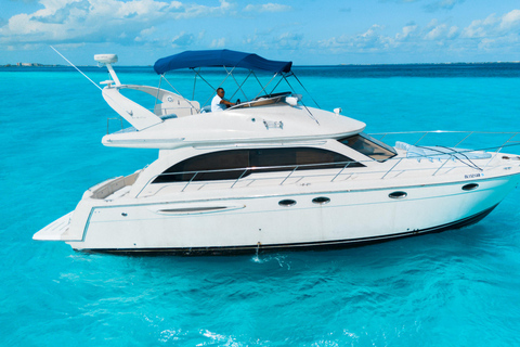 Cancun: Private Yacht Tour to Isla Mujeres with Snorkeling 4 hour - Trip