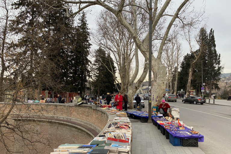 Tbilisi 2 parki: Jezioro Żółwi i park Dedaena z pchlim targiem