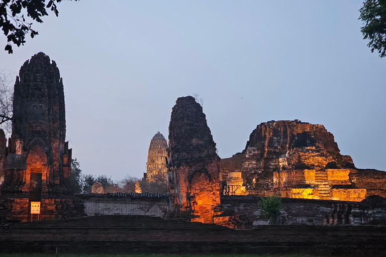 Ayutthaya: Stupa Suppers Food Tour with 15+ Tastings