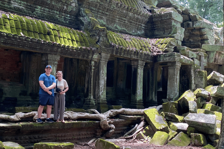 Tour privato di Angkor Wat e del tempio della giungla