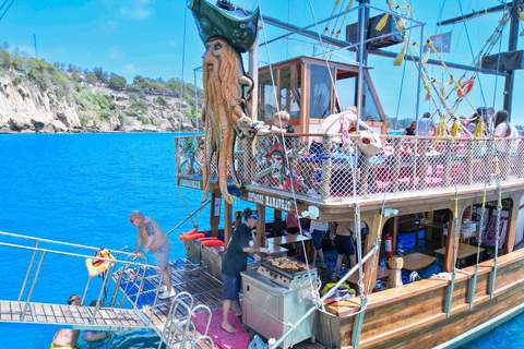 Antalya: Düden Waterfalls Boat Trip with Lunch & Drinks Snecic Boat Tour / with Hotel Transfer