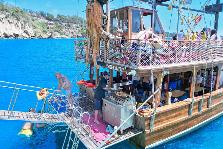 Antalya: Düden Waterfalls Boat Trip with Lunch & Drinks Snecic Boat Tour / with Hotel Transfer