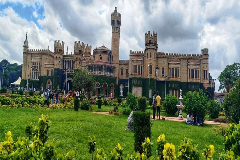 班加罗尔宫私人观光：历史与遗产导览班加罗尔宫私人观光：历史和遗产导览