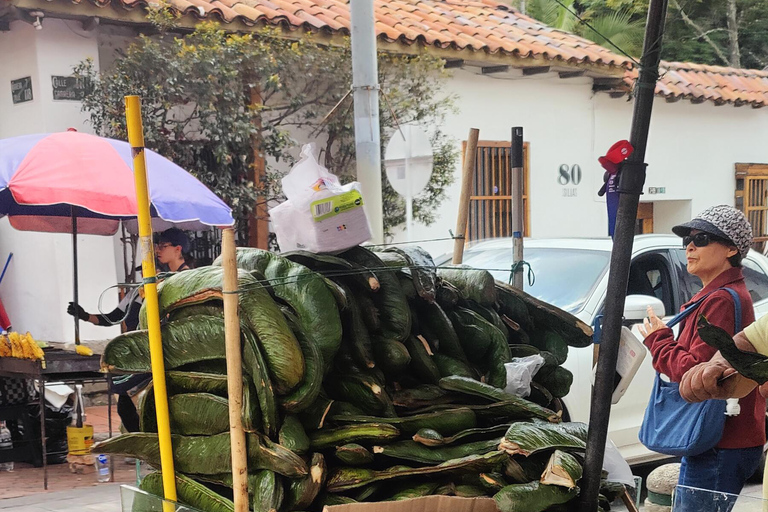 Bogotá: Usaquén Walking Tour + Sunday Arts Market Monday to Saturday – 2.5 hours
