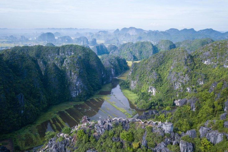 Da Nang: Lady Buddha, Marble Mountains &amp; Am Phu Cave Sunset
