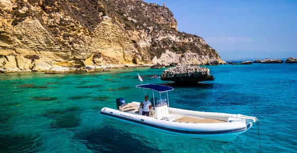 Cagliari: Boat Tour with 5 Snorkeling Stops & Free Drinks