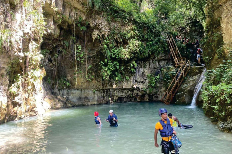 Damajagua: Zip Line und Wasserfall Abenteuer mit Mittagessen