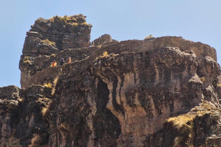 AVVENTURA A WAQRAPUCARA: &quot;Viaggio nella Fortezza degli Dei&quot;.