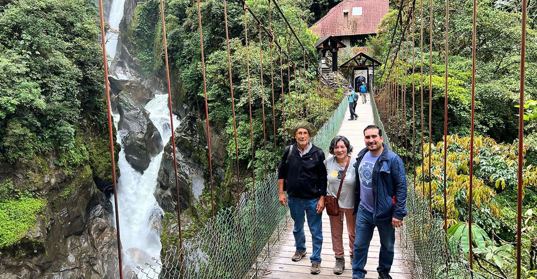Baños Waterfalls route et célèbre Pailon del Diablo & Déjeuner - Hizvo