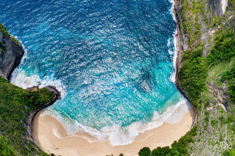 Nusa Penida: recorrido privado de un día en coche con conductorViaje mixto