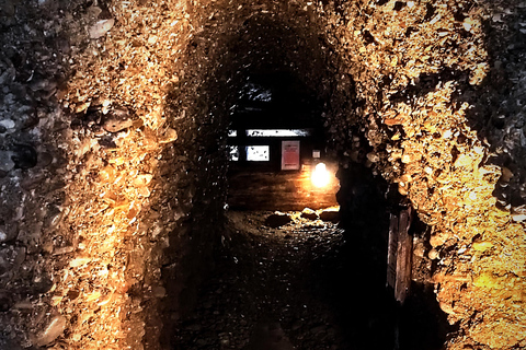 波斯尼亚金字塔小团游（最多12人）波斯尼亚金字塔小团游（最多 12 人）