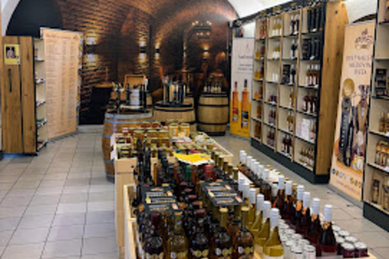 Bratislava: 30 Minute Mead and Honey Tasting Experience