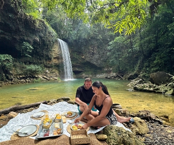 Santo Domingo: Hidden Waterfall & Historical Cave Adventure