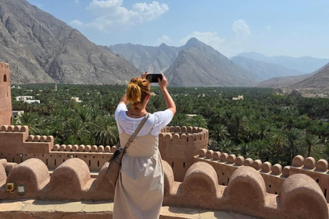 Grand Mosque, Nakhal Fort & Wakan Village Tour