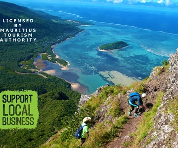 Le Morne: Mountain Hike with Local Guides