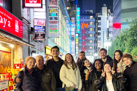Tokyo: Shinjuku Bar Hopping & Karaoke Night Tour