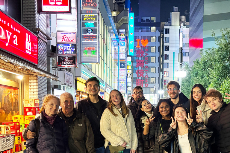 Tokyo: Shinjuku Bar Hopping & Karaoke Night Tour