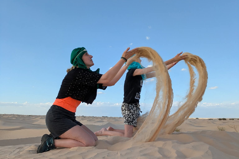 From Djerba: Desert Camp & Amazigh Villages Tour with Dinner