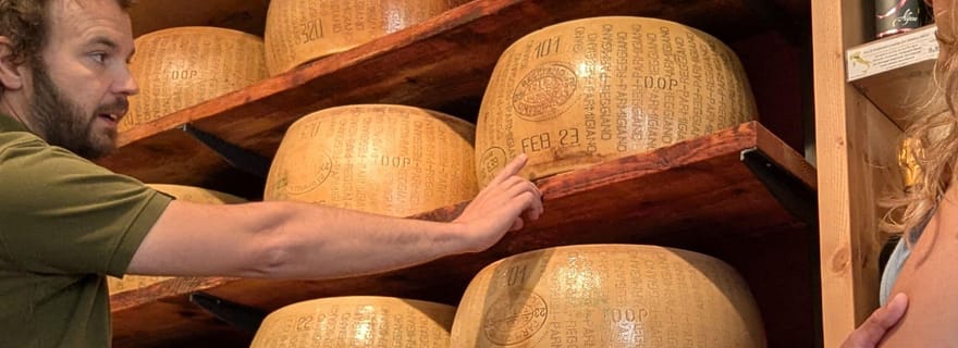 Tour gastronomico con degustazioni e visite turistiche a Parma