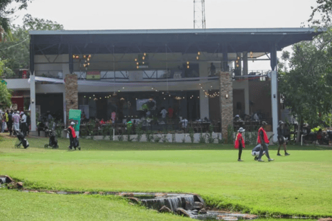 Accra: lezione di golf con cena opzionale e trasferimentiSessione di golf