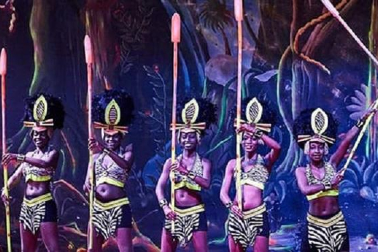 Nairobi: Nairobi nightlife and Safari Park Hotel dinner