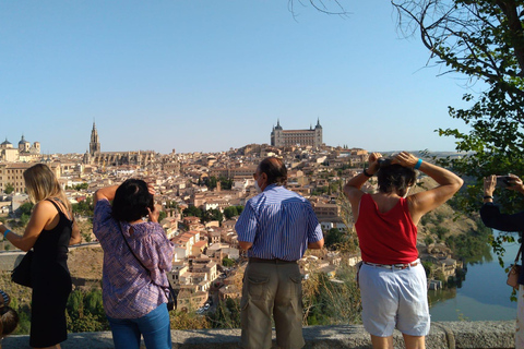 From Madrid: Toledo and Segovia Day Tour