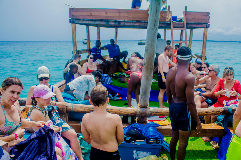 Zanzibar: Safari Blue Day trip with Snorkeling + Lunch Shared tour with ALL INCLUSIVE