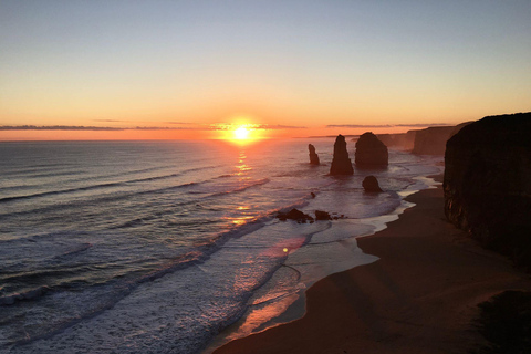 Melbourne: 12 apostles great scenic road helicopter option