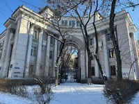Bishkek City (beelden, geschiedenis en architecturale gebouwen) - Housity