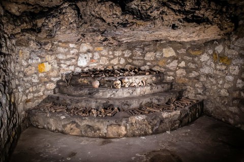 Budapest: Buda Castle Caves Walking Tour