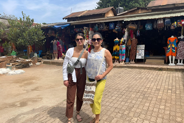 恩德培：摩托导览步行之旅·乌干达罗莱克斯美食体验恩德培：骑摩托导览步行游与乌干达劳力士体验