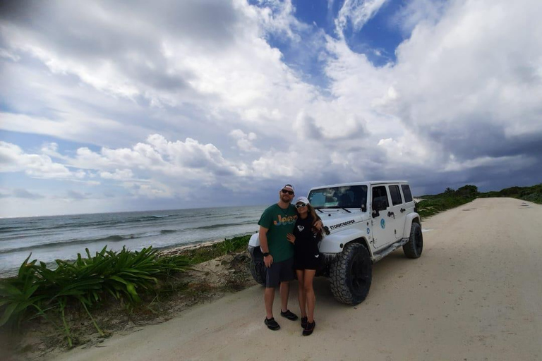 Cozumel Private Jeep Tour with Lunch and Snorkeling