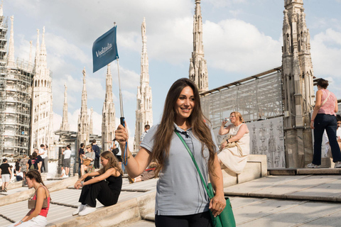 Milan Duomo Combo: Skip-the-Line Guided Tour & Rooftop Lift Spanish Speaking Option