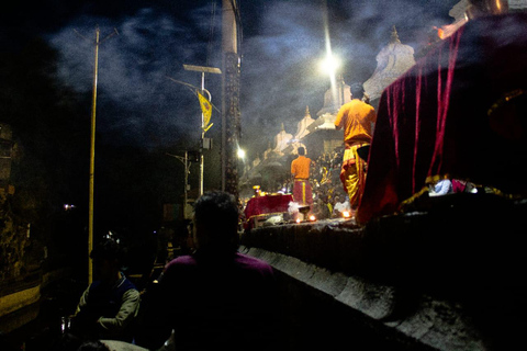 One-Day Private Vehicle Sightseeing Tour – 6 Points