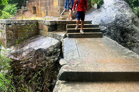 Sigiriya: Ritigala Hike, Village Tour, and Cooking Class Sigiriya : Ritigala Hike & Village Tour with Cooking & Lunch