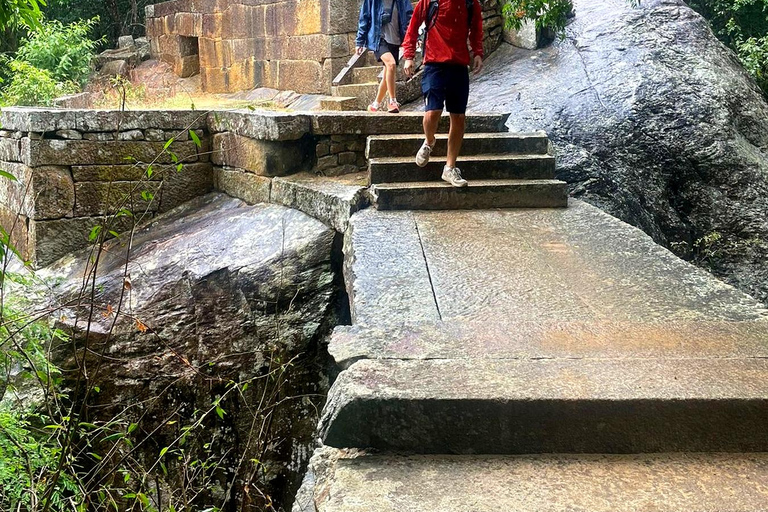 Sigiriya: Ritigala Hike, Village Tour, and Cooking Class Sigiriya : Ritigala Hike & Village Tour with Cooking & Lunch