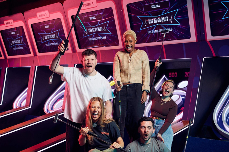 Manchester: Putters Urban Playground Entry Ticket Manchester: Entry Ticket for 9-Hole Crazy Golf