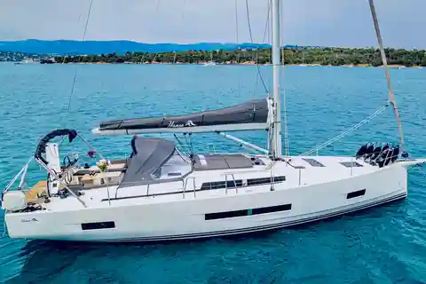 Privécruise vanuit de oude haven van Cannes rond de Lérins-eilanden