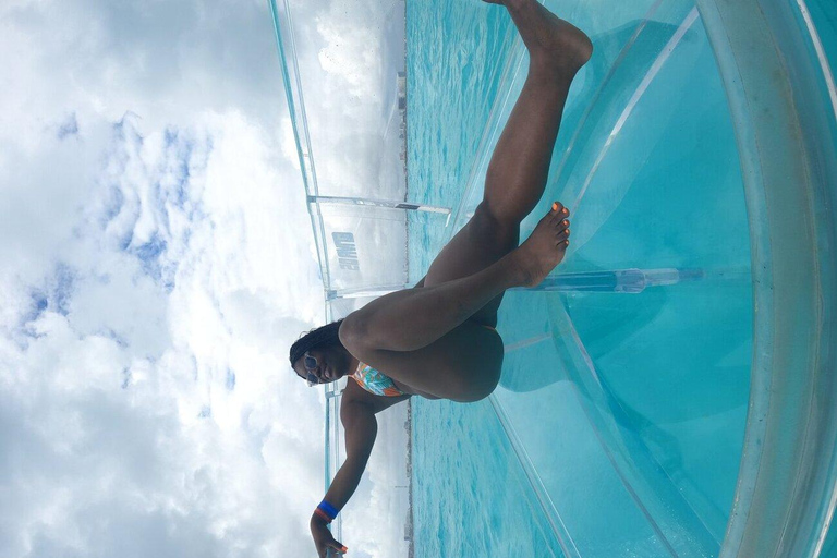 Cancun: Transparent Boat Tour with Soft Drinks